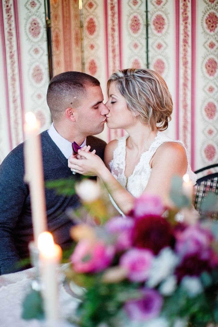 Vintage Inspired Lavender Wedding by French Knot Studios, Photography by Izzy Hudgins Photography - www.theperfectpalette.com - Styling Ideas for Weddings + Parties