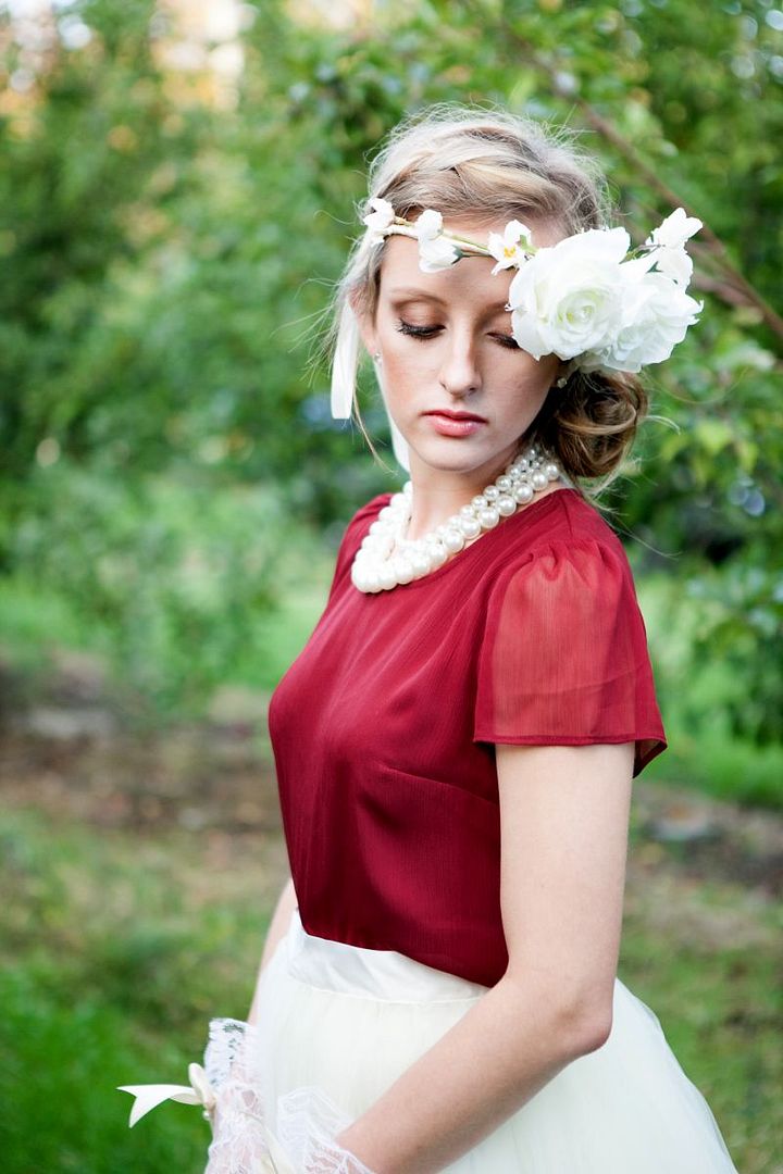 Styled Shoot: Orchard 'I Do's with Cozy Fall Details - www.theperfectpalette.com - Hetler Photography, Red Heels Events 