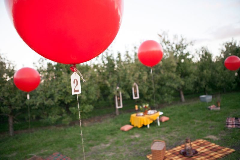 Styled Shoot: Orchard 'I Do's with Cozy Fall Details - www.theperfectpalette.com - Hetler Photography, Red Heels Events