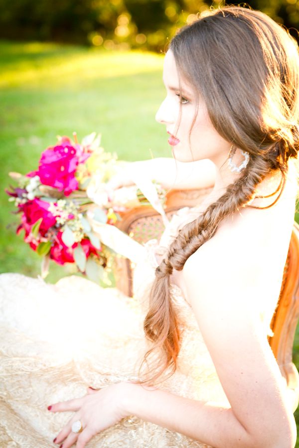 Styled Shoot in Sonoma: Gorgeous Fall Inspiration - www.theperfectpalette.com - Angie Capri Photography, Styled by Amanda O'Shannessy Creative