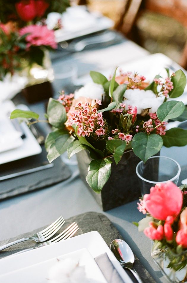 Slate, Poppy + Cotton: A Styled Shoot by Cedarwood Weddings - www.theperfectpalette.com - Jenna Henderson Photography