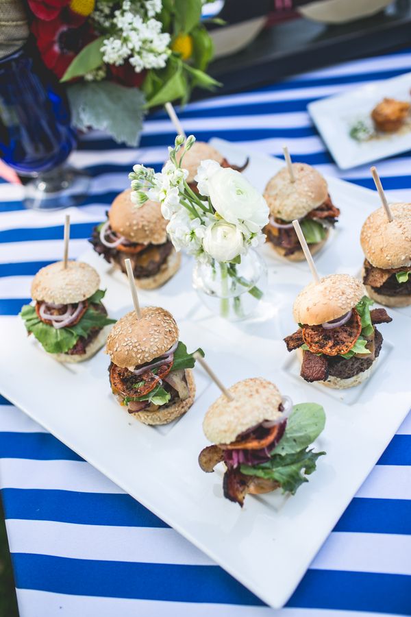 Inspiration for a 4th of July Wedding: Red, White + Blue: www.theperfectpalette.com - Hazy Lane Studios