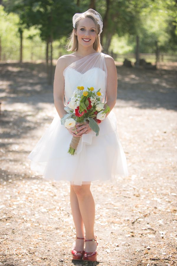 Inspiration for a 4th of July Wedding: Red, White + Blue: www.theperfectpalette.com - Hazy Lane Studios