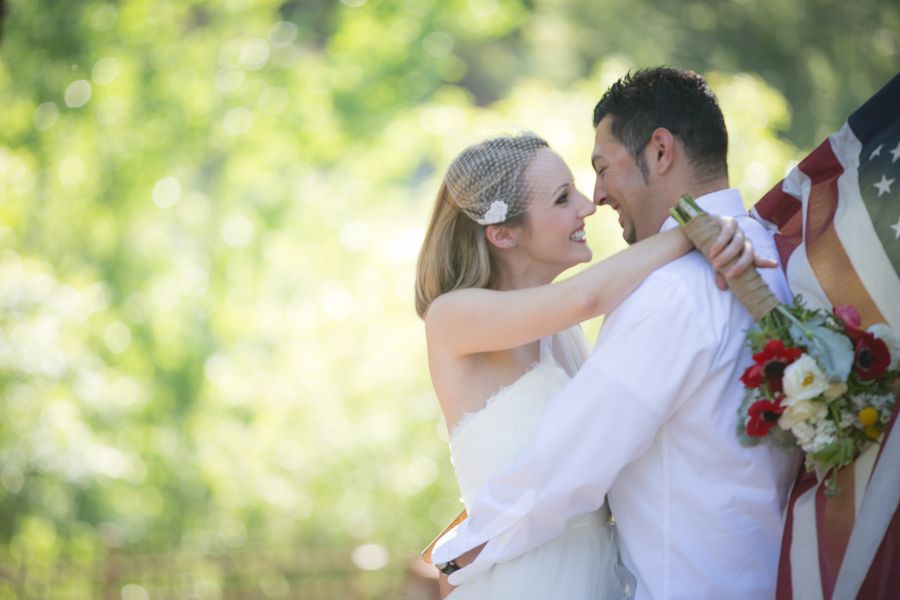 Inspiration for a 4th of July Wedding: Red, White + Blue: www.theperfectpalette.com - Hazy Lane Studios