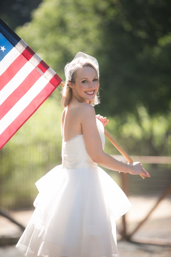 Inspiration for a 4th of July Wedding: Red, White + Blue: www.theperfectpalette.com - Hazy Lane Studios