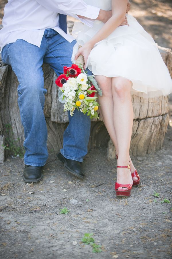 Inspiration for a 4th of July Wedding: Red, White + Blue: www.theperfectpalette.com - Hazy Lane Studios