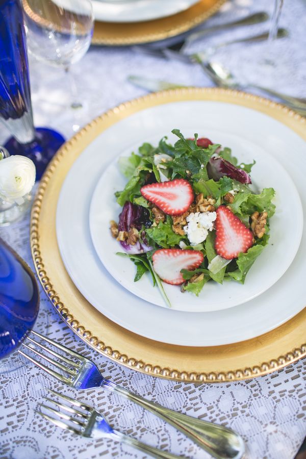 Inspiration for a 4th of July Wedding: Red, White + Blue: www.theperfectpalette.com - Hazy Lane Studios