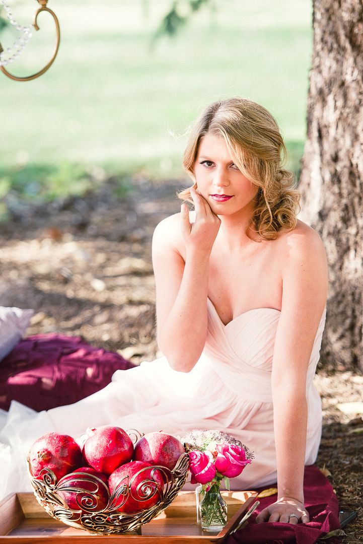 Styled Shoot: Woodland Romance - www.theperfectpalette.com - Lori Kennedy Photography + Embellish Productions