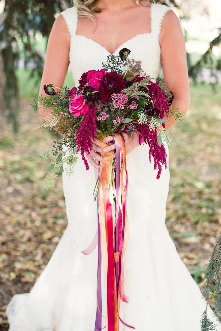 Styled Shoot: Woodland Romance - www.theperfectpalette.com - Lori Kennedy Photography + Embellish Productions