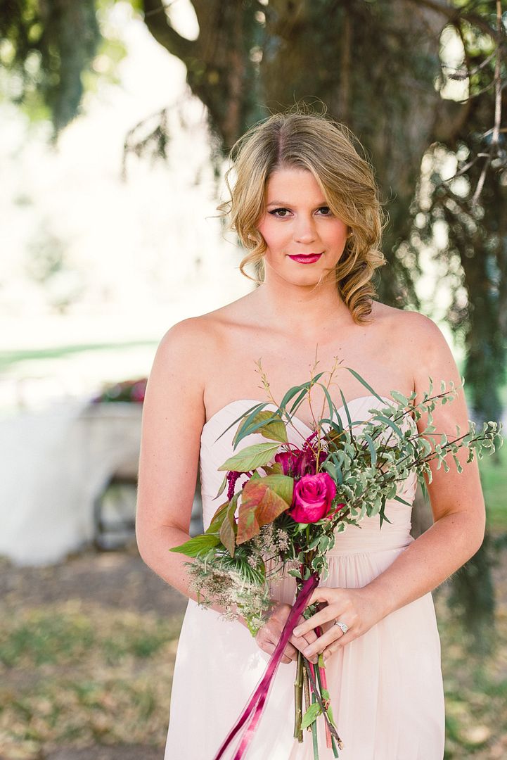 Styled Shoot: Woodland Romance - www.theperfectpalette.com - Lori Kennedy Photography + Embellish Productions