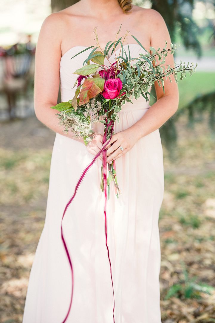 Styled Shoot: Woodland Romance - www.theperfectpalette.com - Lori Kennedy Photography + Embellish Productions