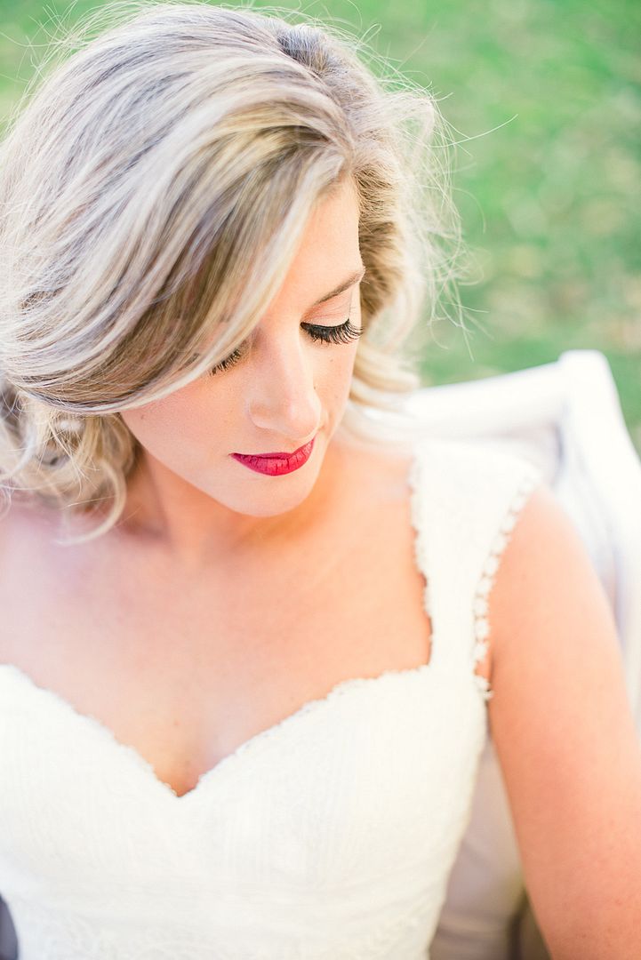 Styled Shoot: Woodland Romance - www.theperfectpalette.com - Lori Kennedy Photography + Embellish Productions