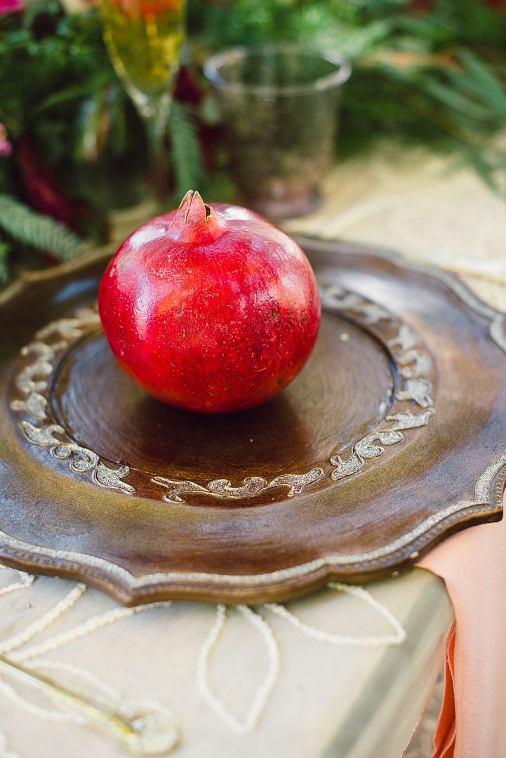 Styled Shoot: Woodland Romance - www.theperfectpalette.com - Lori Kennedy Photography + Embellish Productions