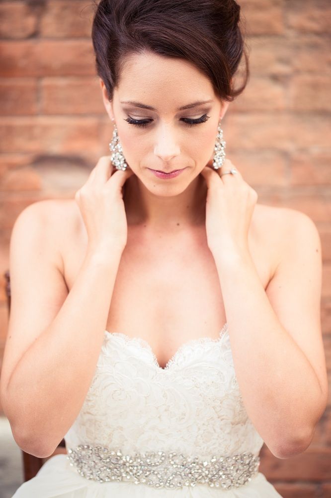 Amber Enchantment: Elegant + Classic Beauty - www.theperfectpalette.com - Styling by Kristina McAnally of Special Event Rentals