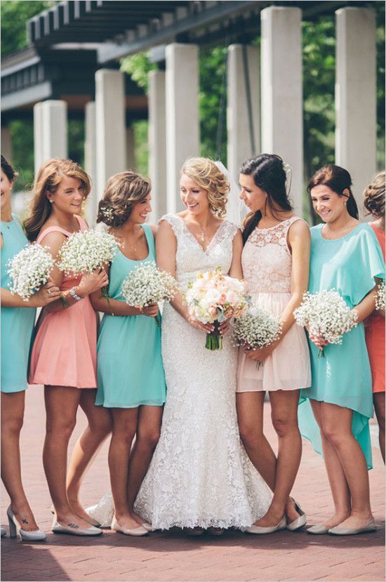 Wedding Colors: Aqua + Peach - www.theperfectpalette.com - Color Ideas for Weddings + Parties