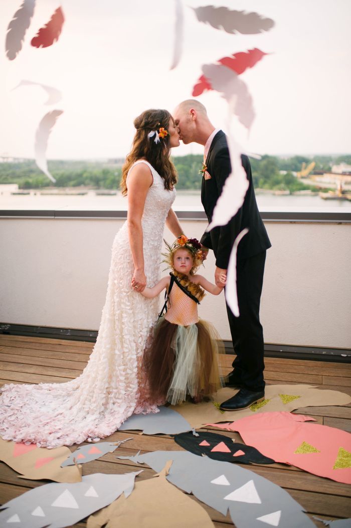 A Feathered Fête: Design by French Knot Studios - www.theperfectpalette.com - Rach Lea Photography