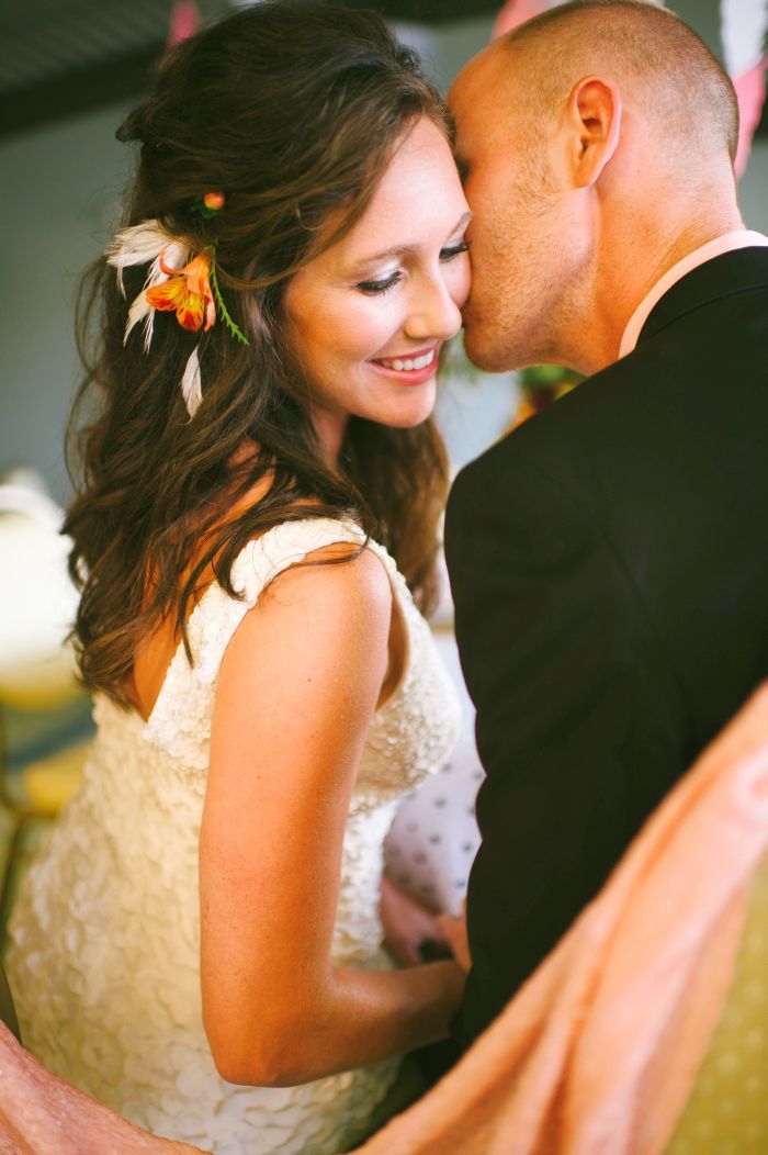 A Feathered Fête: Design by French Knot Studios - www.theperfectpalette.com - Rach Lea Photography