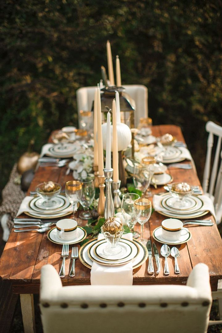 Metallic Fall Tablescape DIY - www.theperfectpalette.com - Custom Love Gifts & The Bride Link, Photography by JoPhoto