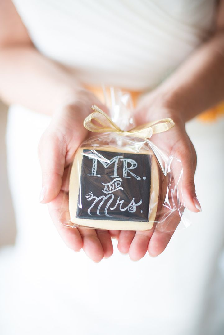 Custom cookies - www.theperfectpalette.com - Styled by Each & Every Detail, Cottonwood Road Photography
