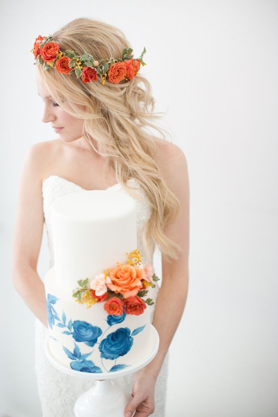 Modern + Preppy Wedding with Navy Blue and Tangerine - www.theperfectpalette.com - Color Ideas for Weddings +Parties