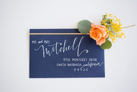 Modern + Preppy Wedding with Navy Blue and Tangerine - www.theperfectpalette.com - Color Ideas for Weddings +Parties