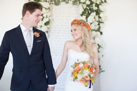 Modern + Preppy Wedding with Navy Blue and Tangerine - www.theperfectpalette.com - Color Ideas for Weddings +Parties