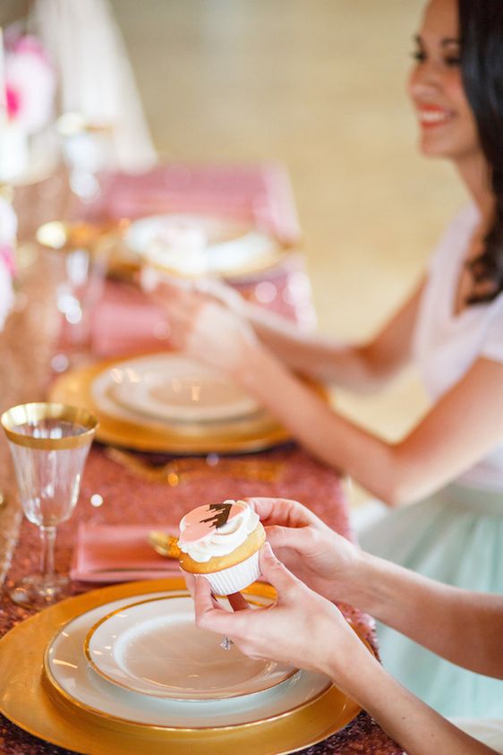 Sex and the City Inspired Bridal Luncheon - www.theperfectpalette.com - Elizabeth Nord Photography, Elizabeth Greve Photography, Petals N' Bloom