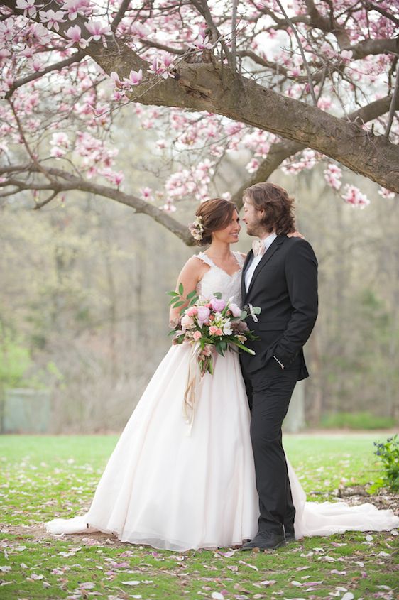 English Manor Styled Wedding in Pennsylvania - www.theperfectpalette.com - Jenni Grace Photography, florals by The Farmer's Daughter, Devoted to You Events, BBG Couture gowns