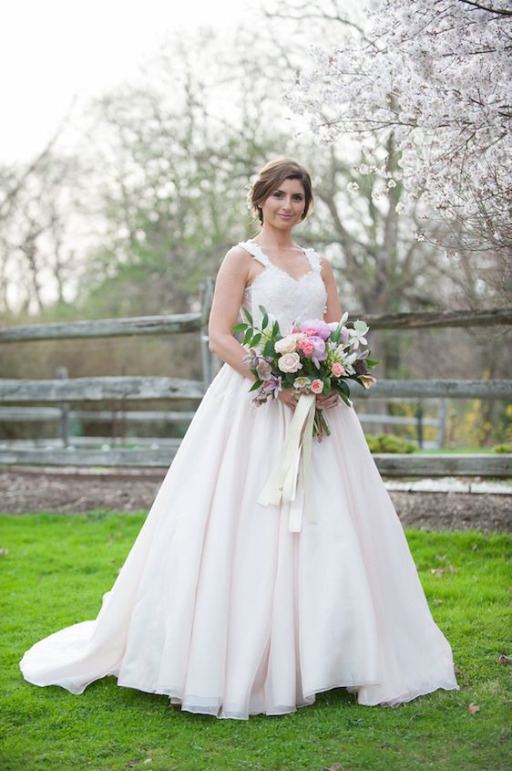 English Manor Styled Wedding in Pennsylvania - www.theperfectpalette.com - Jenni Grace Photography, florals by The Farmer's Daughter, Devoted to You Events, BBG Couture gowns