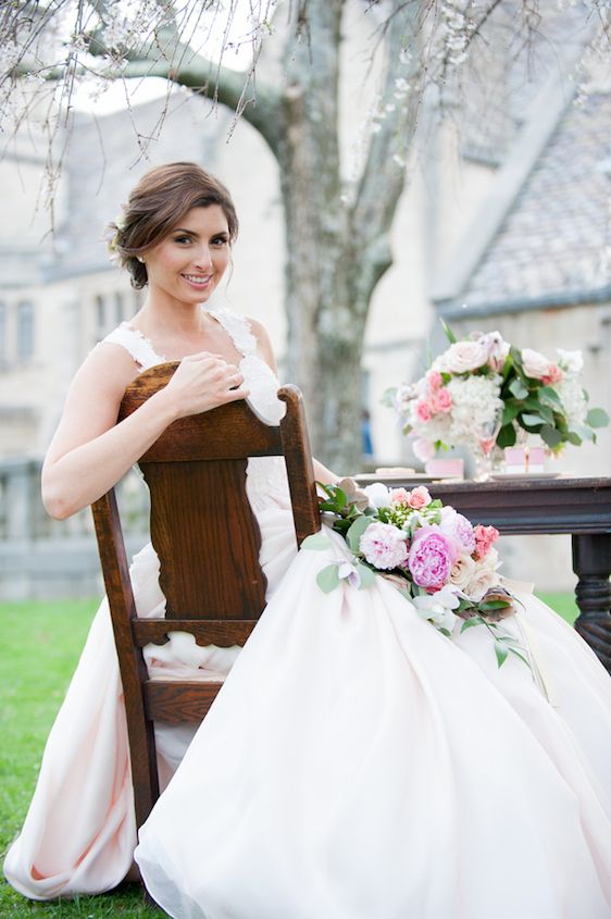 English Manor Styled Wedding in Pennsylvania - www.theperfectpalette.com - Jenni Grace Photography, florals by The Farmer's Daughter, Devoted to You Events, BBG Couture gowns