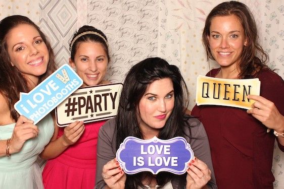 Aisle Society Debut Sponsored by Minted