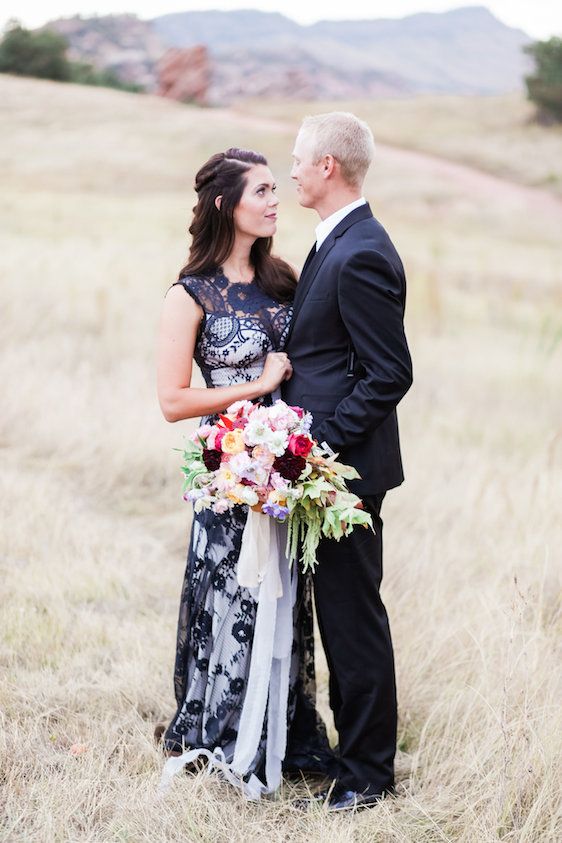  Modern and Textured Colorado Styled Elopement