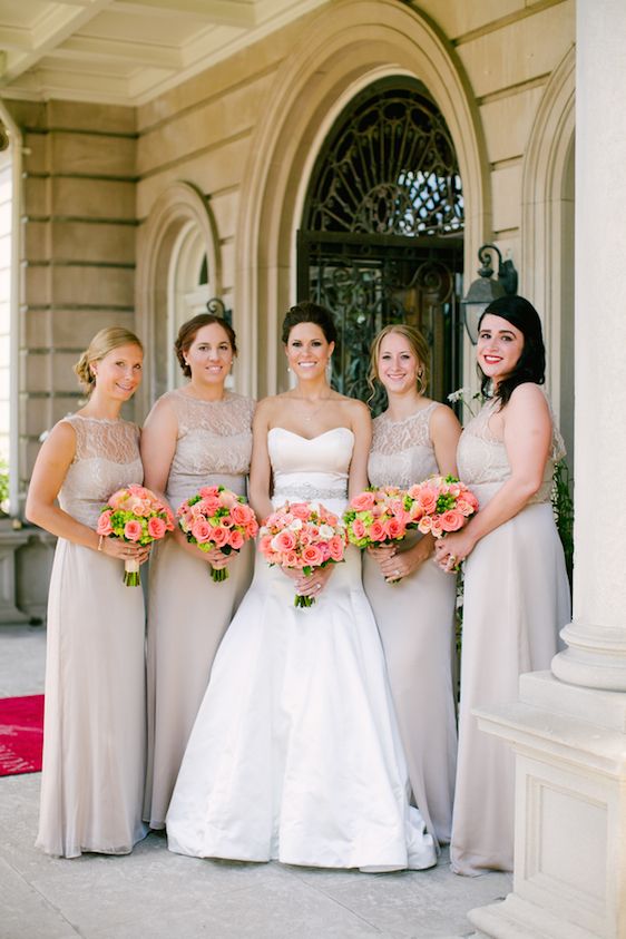  Just Married' in Minnesota, photography by Jeannine Marie Photography, floral design by Julia's Blooms, planning by The Simply Elegant Group