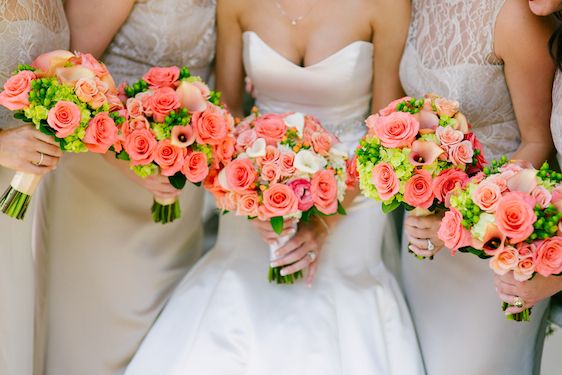  Just Married' in Minnesota, photography by Jeannine Marie Photography, floral design by Julia's Blooms, planning by The Simply Elegant Group