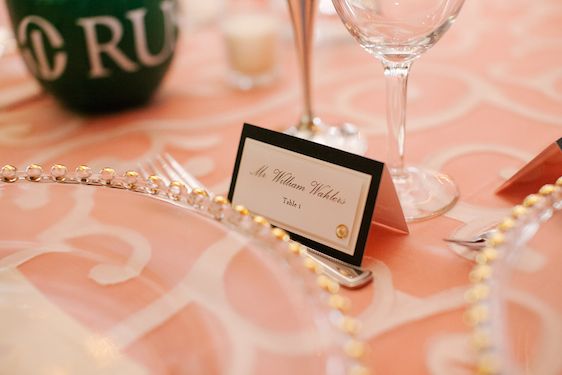  Just Married' in Minnesota, photography by Jeannine Marie Photography, floral design by Julia's Blooms, planning by The Simply Elegant Group