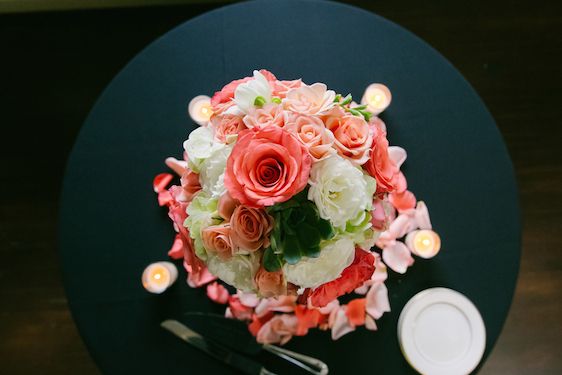  Just Married' in Minnesota, photography by Jeannine Marie Photography, floral design by Julia's Blooms, planning by The Simply Elegant Group