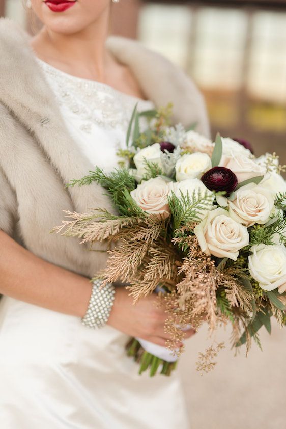  1920s Inspired Green and Gold Wedding Inspiration