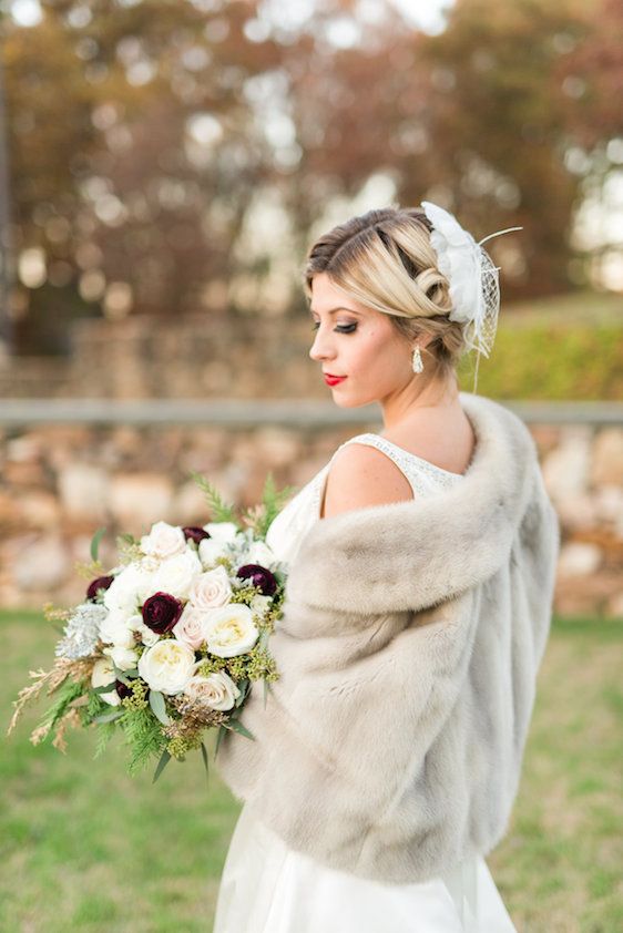  1920s Inspired Green and Gold Wedding Inspiration