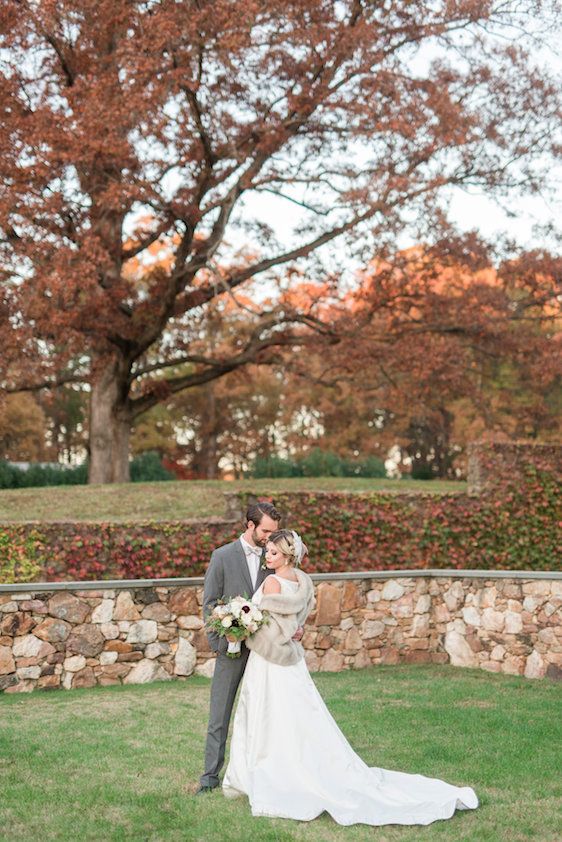  1920s Inspired Green and Gold Wedding Inspiration