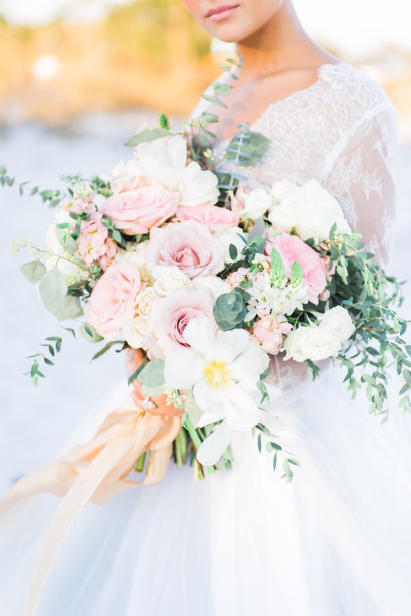  French Infused Coastal Wedding Inspiration