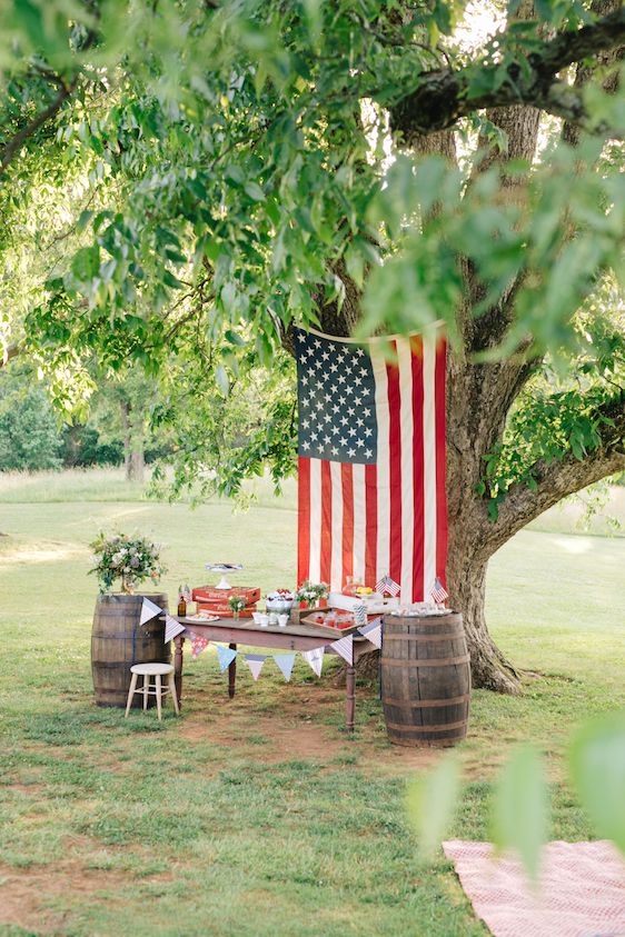  A 4th of July Picnic with Purpose, Shauna Veasey Photography, Concept by Conscious American, Design & Styling by J.Elliot Style, Wildcraft Flowers