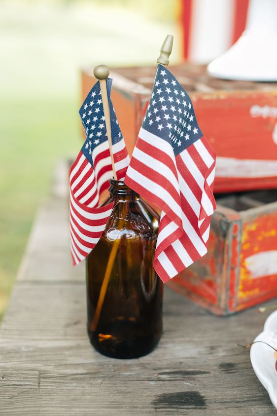  A 4th of July Picnic with Purpose, Shauna Veasey Photography, Concept by Conscious American, Design & Styling by J.Elliot Style, Wildcraft Flowers