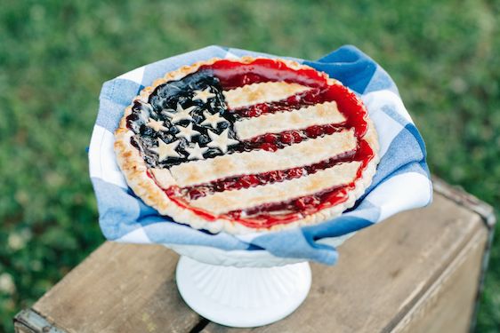  A 4th of July Picnic with Purpose, Shauna Veasey Photography, Concept by Conscious American, Design & Styling by J.Elliot Style, Wildcraft Flowers