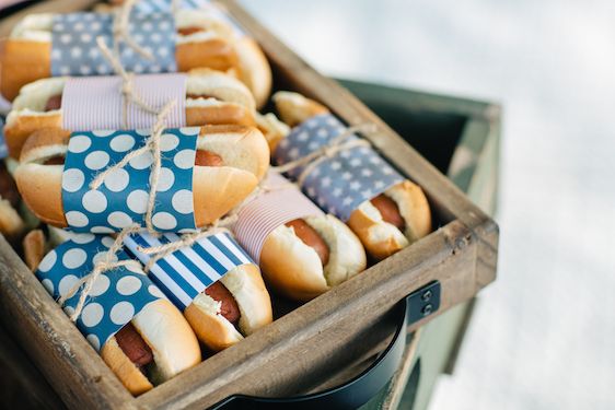  A 4th of July Picnic with Purpose, Shauna Veasey Photography, Concept by Conscious American, Design & Styling by J.Elliot Style, Wildcraft Flowers