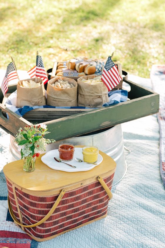  A 4th of July Picnic with Purpose, Shauna Veasey Photography, Concept by Conscious American, Design & Styling by J.Elliot Style, Wildcraft Flowers