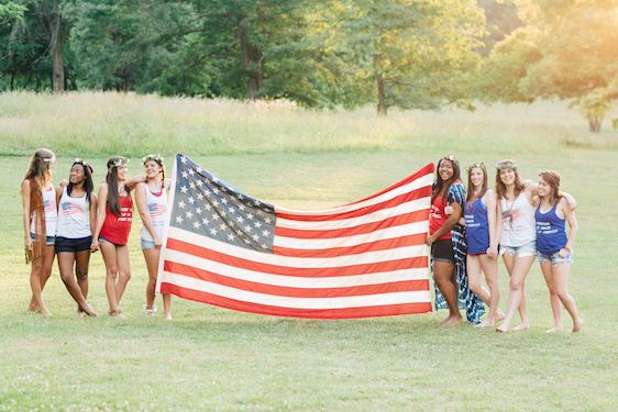  A 4th of July Picnic with Purpose, Shauna Veasey Photography, Concept by Conscious American, Design & Styling by J.Elliot Style, Wildcraft Flowers