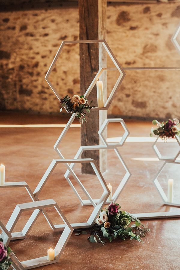 Fall in Love with the Florals and Design in This Bold Wedding Inspiration