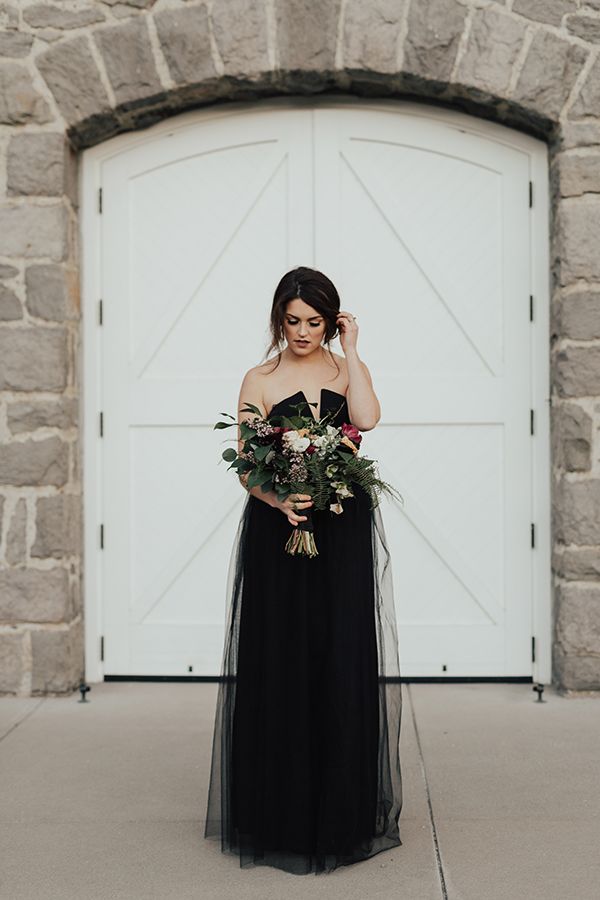 Fall in Love with the Florals and Design in This Bold Wedding Inspiration