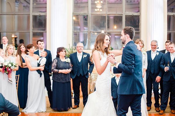  Walking in a Winter Wedding Wonderland in Virginia