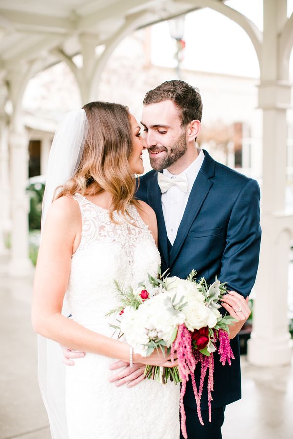  Walking in a Winter Wedding Wonderland in Virginia